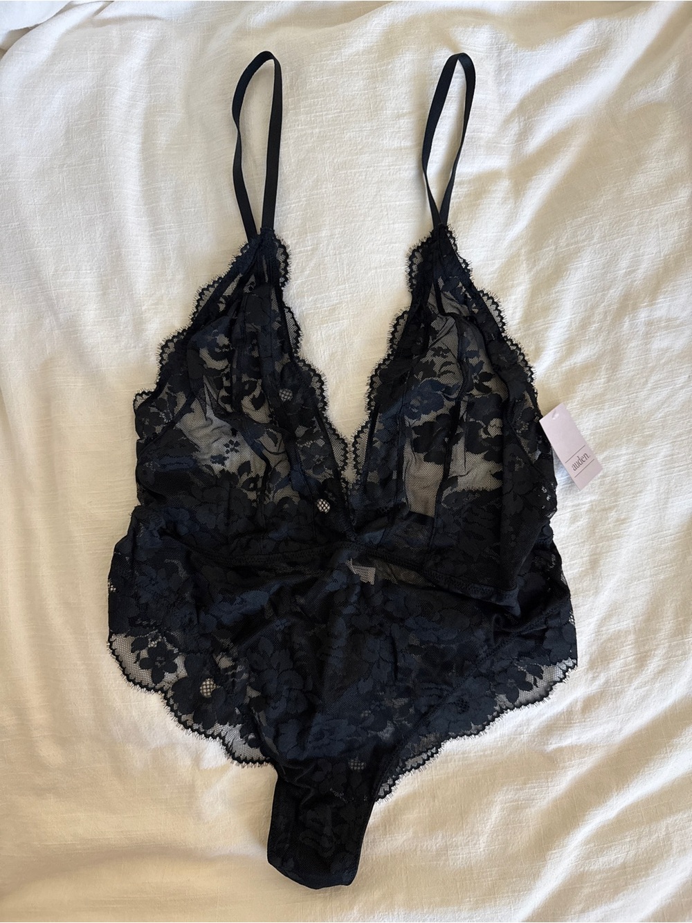 Auden Women’s Eyelash Lace Lingerie Bodysuit in Black size L